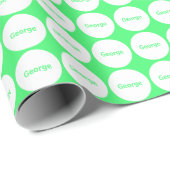 Weiße Punkte Muster auf hellgrün mit Namen Geschenkpapier (Rolleneckpunkt)