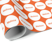 Weiße Punktmuster auf hellorangefarbenem Orange mi Geschenkpapier (Rolleneckpunkt)