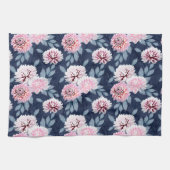 Weiße, rosa Blume auf dunkelblau. Geschirrtuch (Horizontal)