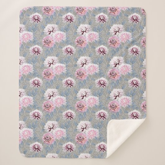Weiße, rosa Blume auf grau. Sherpadecke (Vorderseite)