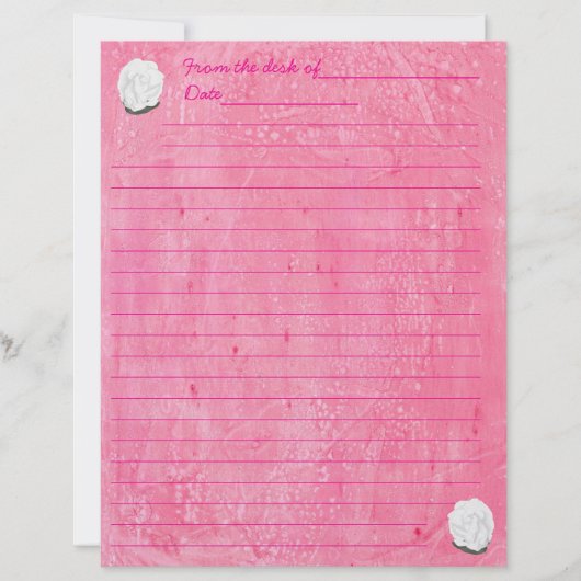 Weiße Rose auf liniiertem rosa Briefpapier (Vorderseite)