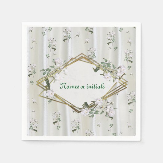 Weiße Rose in Aquarellfarben auf Champagnerseide Serviette (Vorderseite)