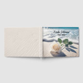 Weiße Rosen am Strand Sand Gästebuch (Voll)