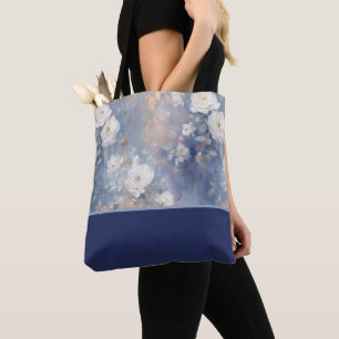 Weiße Rosen auf blauem Hintergrund, Farbblock Tasche