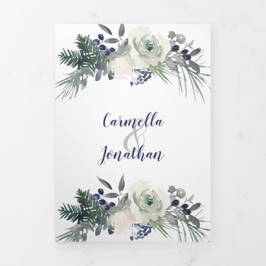 Weiße Rosen, blaue Berries, Kiefernnadeln Hochzeit Dreifach Gefaltete Einladung (Cover)