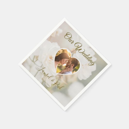 Weiße Rosen-Blume mit maßgeschneidertem HochzeitsF Serviette (Ecke)