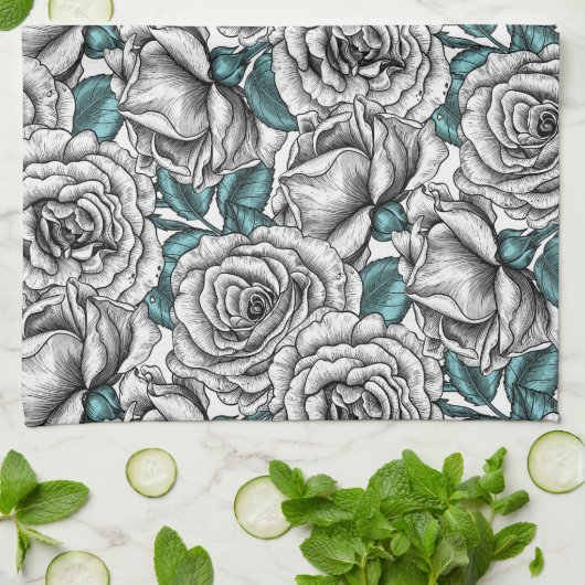 Weiße Rosen mit blauen Blätter Geschirrtuch (Gefaltet)
