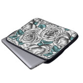 Weiße Rosen mit blauen Blätter Laptopschutzhülle (Vorne Knopf)