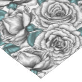 Weiße Rosen mit blauen Blätter Tischdecke (Schrägansicht)