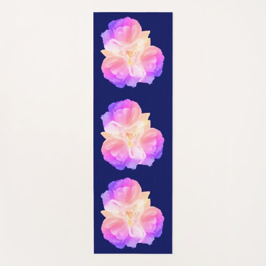 Weiße Rosen mit Raindrops Art Bouquet Yogamatte (Vorderseite)