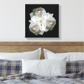 Weiße Rosen mit Raindrops Bouquet Leinwanddruck (Insitu (Schlafzimmer))