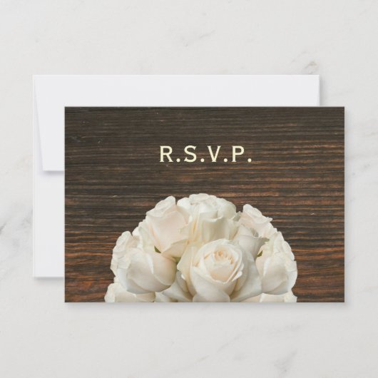 Weiße Rosen und Barnwood Rustic Wedding RSVP Karte (Vorderseite)