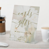 Weiße Rosen, verblasst, elegante Karten und Gesche Sockelschild (In SItu)