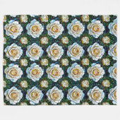 Weiße Rosenblumen Fleecedecke (Vorderseite (Horizontal))