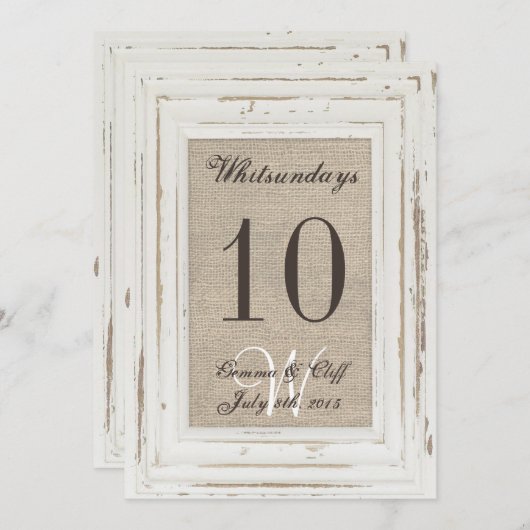Weiße rustikale Rahmen- und Burlap-Tischnummer für Einladung (Vorne/Hinten)