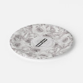 Weiße rustikale Winter-Rose Hochzeit Elegant Pappteller (Schrägansicht)