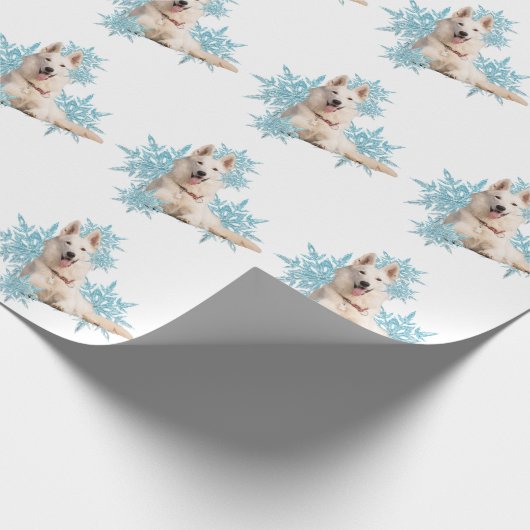 Weiße Schafhirte in den Schneeflocken Geschenkpapier (Ecke)