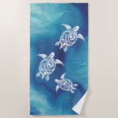 Weiße Schildkröten in blauem Ozean Aquarellküste Strandtuch (Vorderseite)