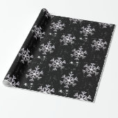 Weiße Schneeflocken an schwarzen Weihnachten Geschenkpapier (Ungerollt)