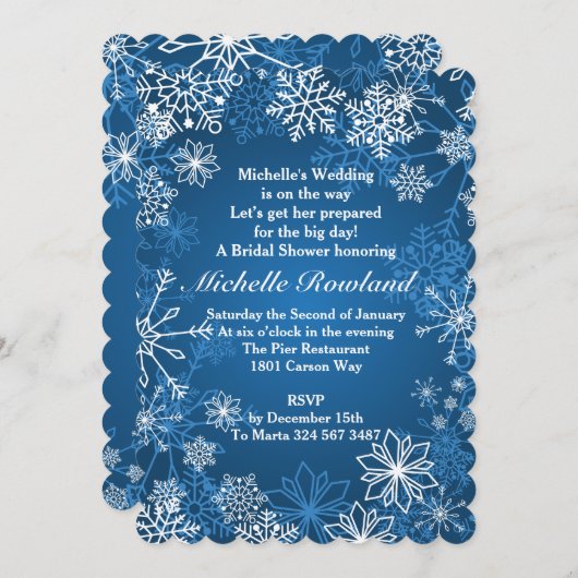 Weiße Schneeflocken auf blauem Weihnachtsgebirge - Einladung (Vorne/Hinten)