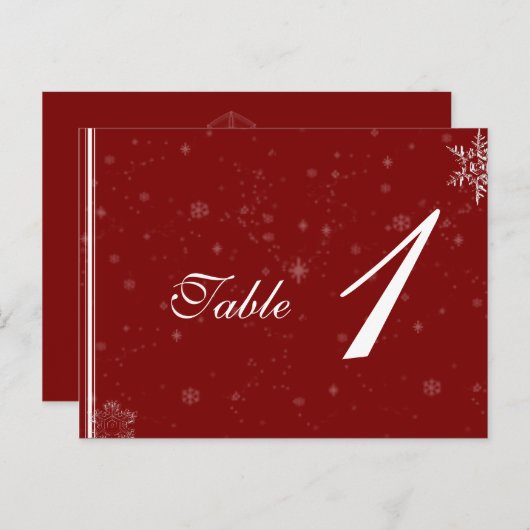 Weiße Schneeflocken auf Cranberry Wedding Tischnum Postkarte (Vorne/Hinten)