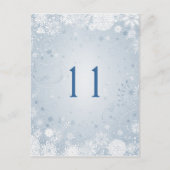 Weiße Schneeflocken auf silberblauer Tischnummer (Vorderseite)