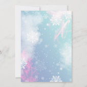 Weiße Schneeflocken im hellblauen Winter Weihnacht Einladung (Rückseite)