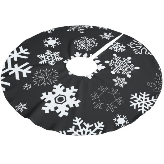 Weiße Schneeflocken - Schwarzes Polyester Weihnachtsbaumdecke (Schrägansicht)