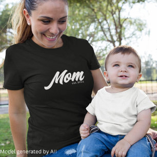 Weiße Schrift etablierte Mutter T-Shirt