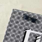 Weiße Schriftzeichen des zivilen Ingenieurs Strandtuch (Beispiel)