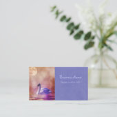 Weiße Schwäne, die auf einem scheußlichen See schw Visitenkarte (Stehend Vorderseite)