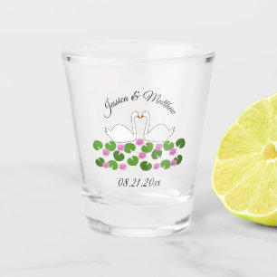Weiße Schwäne und Wasserlilien Hochzeit nach Maß Schnapsglas
