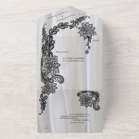 Weiße Seide mit schwarzer Spitze All In One Einladung (Außenbereich)