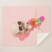 WEISSE SKULL CENTERPIECE SHERPADECKE (Vorderseite (Horizontal))