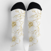 Weiße Socken mit schwarzen Bündchen weisen ein zar (Oben)