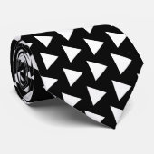 Weiße Spielpfeile - Schwarz Krawatte (Gerollt)