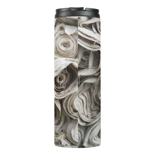 Weiße Spinnstoffpartie Thermosbecher (Rückseite)