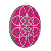 Weiße Spiralkreise auf rosa Dartscheibe (Vorderseite Links)