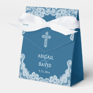 Weiße Spitze auf blauem religiösen Hochzeitszelt Geschenkschachtel