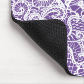 Weiße Spitze auf Lila Mousepad (Ecke)