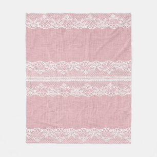 Weiße Spitze auf Pastellrosa Linen Textur Fleecedecke