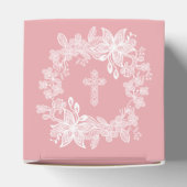 Weiße Spitze auf rosa Taufkirsche Geschenkschachtel (Oben)