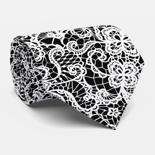 Weiße Spitze auf schwarz Krawatte (Gerollt)