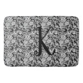 Weiße Spitze auf Schwarz mit Monogramm Badematte (Vorderseite)
