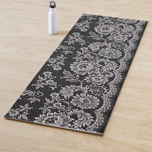Weiße Spitze auf Schwarz Yogamatte (Beispiel)