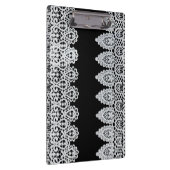 Weiße Spitze bildet eine empfindliche Grenze gegen Klemmbrett (Rechts)