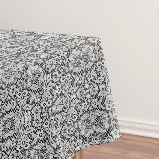 Weiße Spitze über Schwarz Tischdecke (Beispiel)