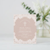 Weiße Spitzen auf blassbraune Taufe Einladung (Stehend Vorderseite)
