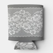 Weiße Spitzen, graue Hintergrundtextur. Dosenkühler (Rückseite)