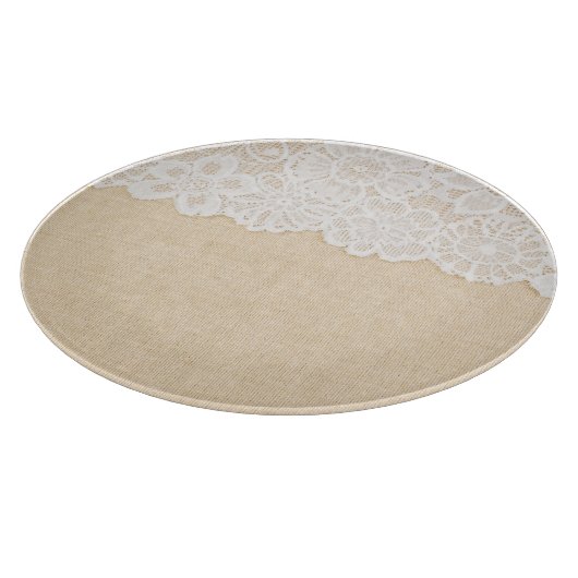 Weiße Spitzen über Stoffdesign. Schneidebrett (Ecke)